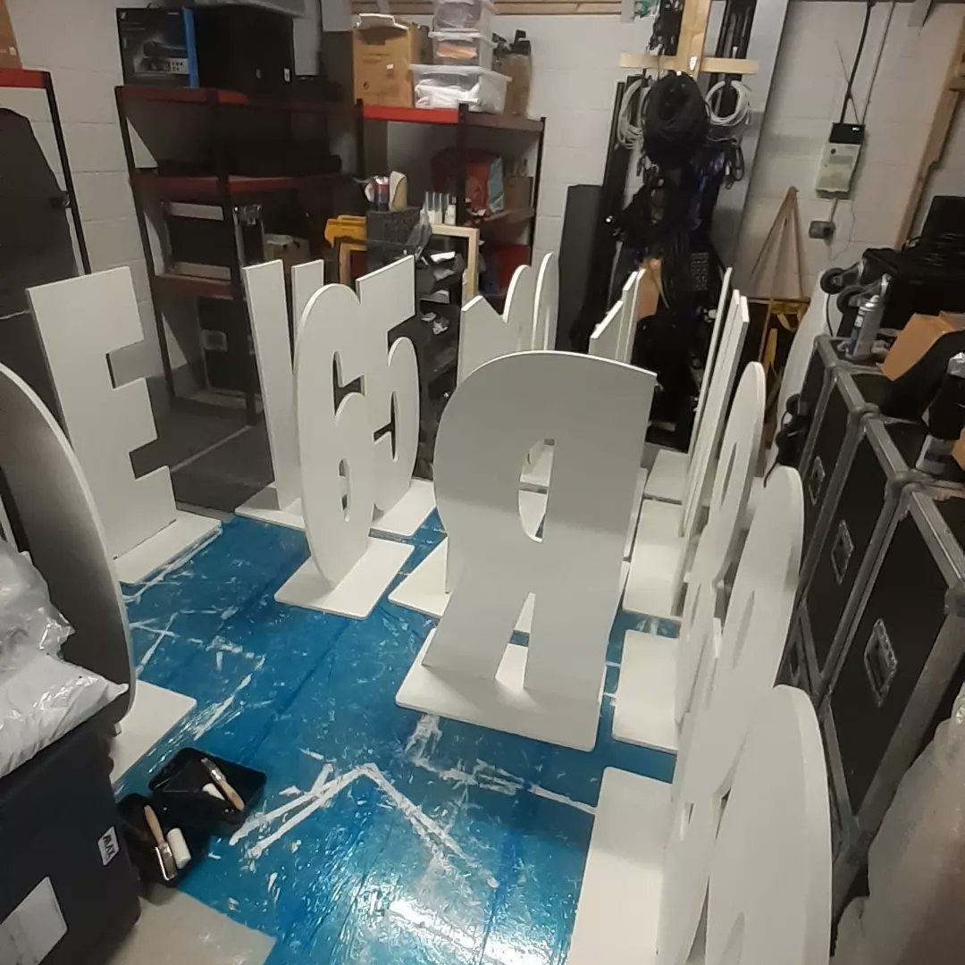 HDHProductions's tweet photo. Last week prepping/painting our new 4ft Letters &amp; Numbers perfect for weddings parties birthdays As well as delivering our @MartinAudioLtd PA system for @TheLightyears
Pictures on our website very soon
#avhire #loveletterhire #numberhire #4ftletterhire #weddingdecor #weddinghire https://t.co/fNI5GoGpsZ