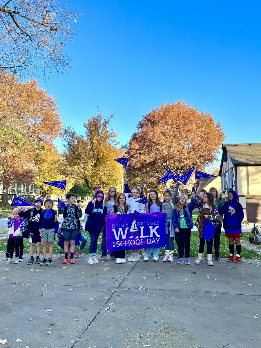 Poskin4KS's tweet photo. #RubyBridgesKS pictures pouring in from at least seven counties in Kansas so far! Here’s some Leawood Elementary Leopards on their @RubyBridges Walk to School Day!
#ksleg #ksed 💜🌻💜 https://t.co/SZUuInkpes