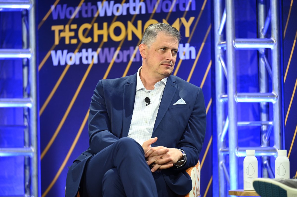 techonomy's tweet image. President and CEO of @SpaceFlorida Robert Long joined Worth&apos;s Dan Costa for a conversation on the key factors driving aerospace transformation, &quot;spaceports&quot;, and how they will impact the future of transportation in the broader transportation industry. #Techonomy23