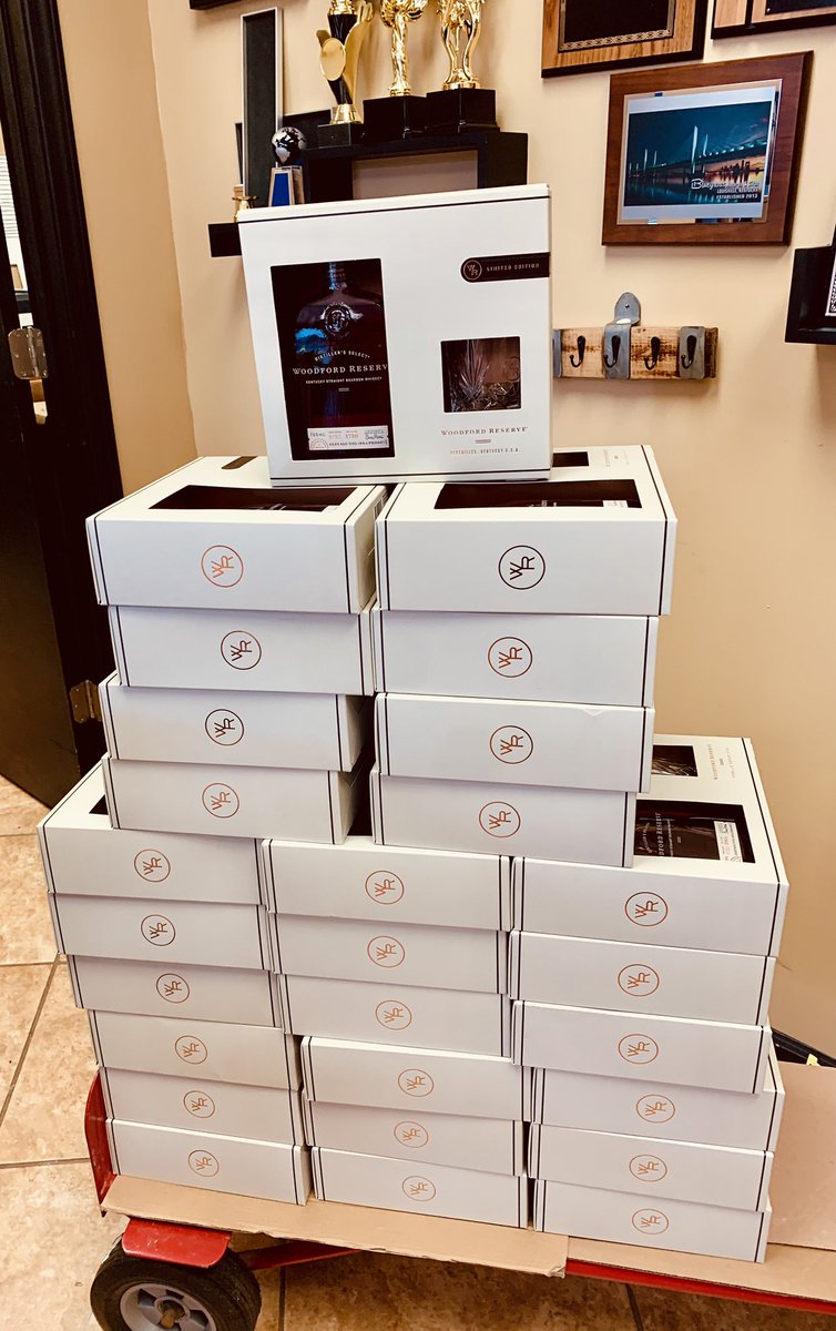 EngravingDesign's tweet image. Woodford Bourbon pyramid!  We love personalizing Bourbon for our amazing customers!    Let us help you too!Bluegrass Awards &amp;amp; Gifts!