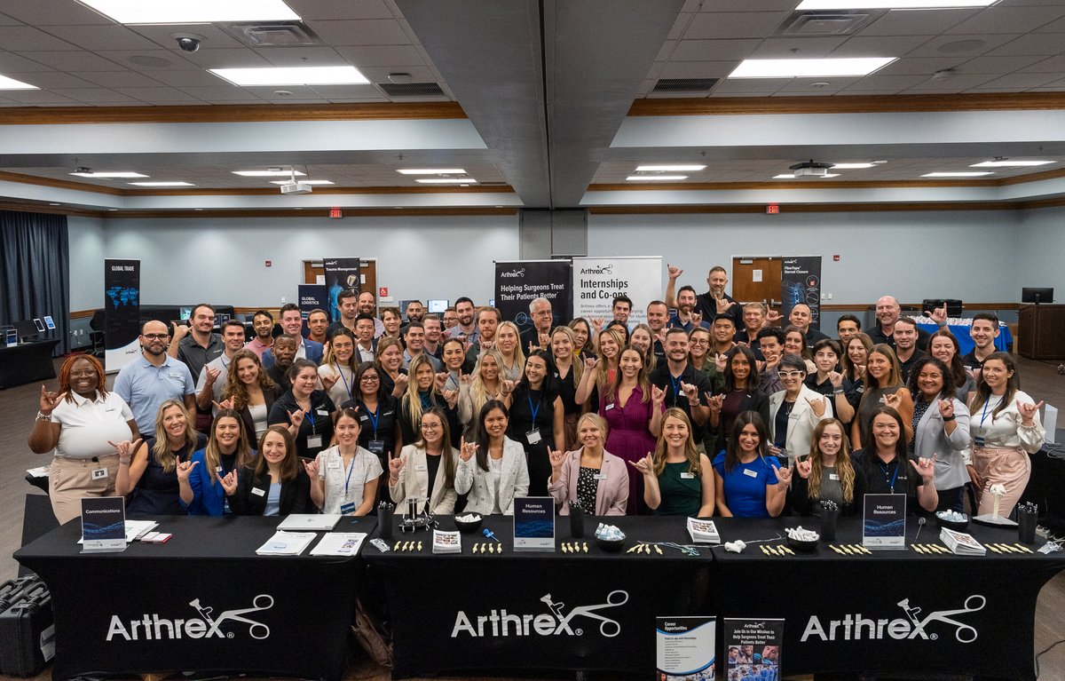 Wings up! The #Arthrex team is at the @fgcu Cohen Student Union today from 10 am-2 pm for Arthrex Day at FGCU. Come network with us and learn more about career opportunities with Arthrex. #ArthrexCareers