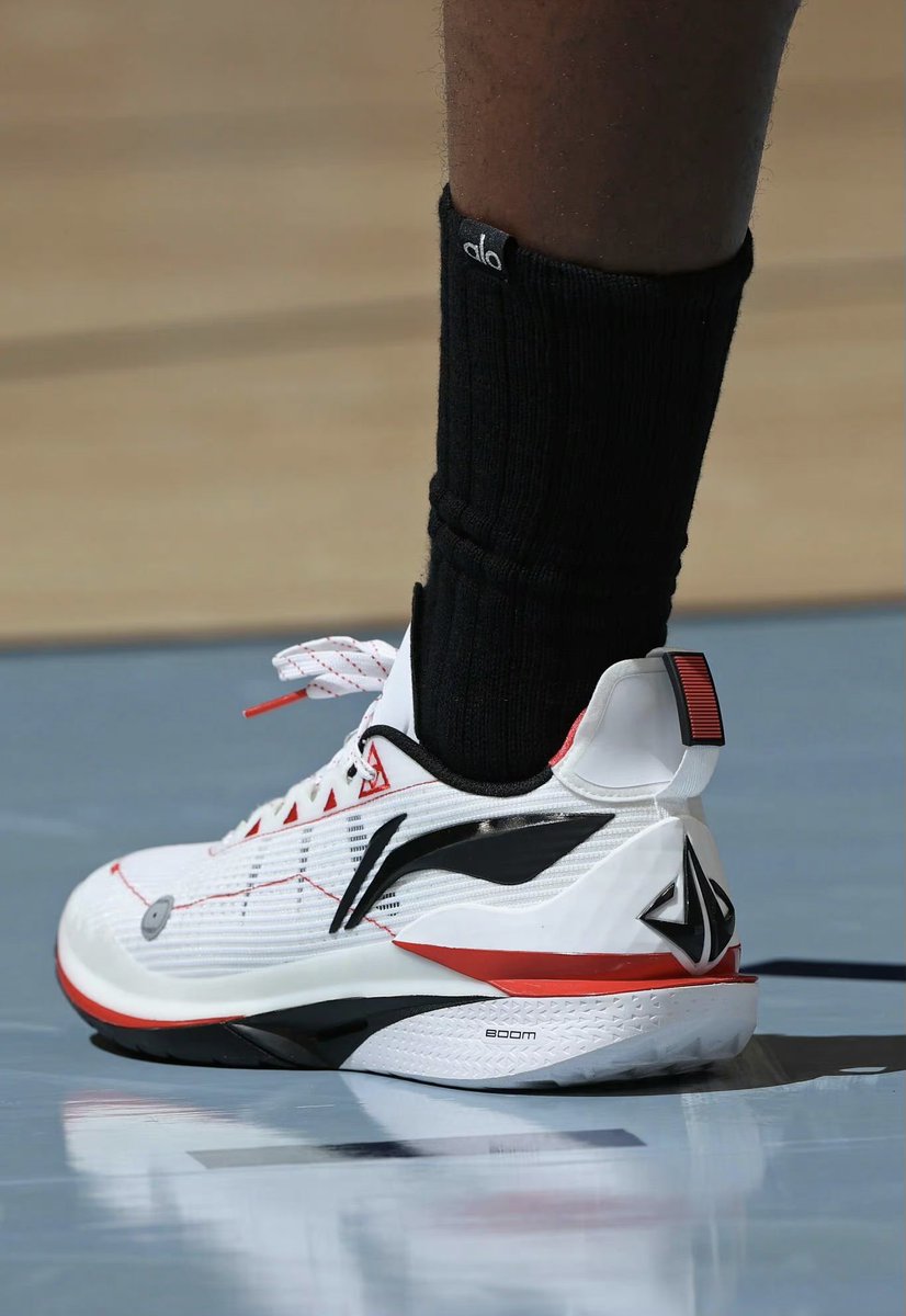 helloshoes1's tweet image. Li-Ning Jimmy Butler JB2 

Sell worldwide with free shipping: antosports.com/collections/li…

#jb2 #lining #liningsport #jimmybutler #liningjimmybutler #liningshoes #liningjimmybutler1 #liningrunning #liningrunningshoes