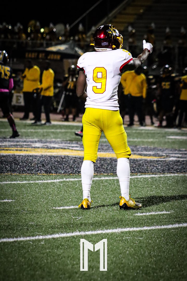 Consider checking out my highlight! End my final season with:
160 Total Tackles 
105 Solo 55Assist 
14TFL 2 Sacks 
2INTs 1FF 1FR
1 TD 
<a href="/coach_ty12/">Tyler Lewis,M.ED</a> <a href="/CoachXylonM/">Coach Z</a> <a href="/RecruitLouisian/">Recruit Louisiana™️</a> <a href="/Recruit_Tbonne/">Terrebonne Football</a> 
<a href="/CoachButler1/">Coach Butler</a> <a href="/CoachKO19/">Kenny Owens</a> 
hudl.com/v/2MXkbh