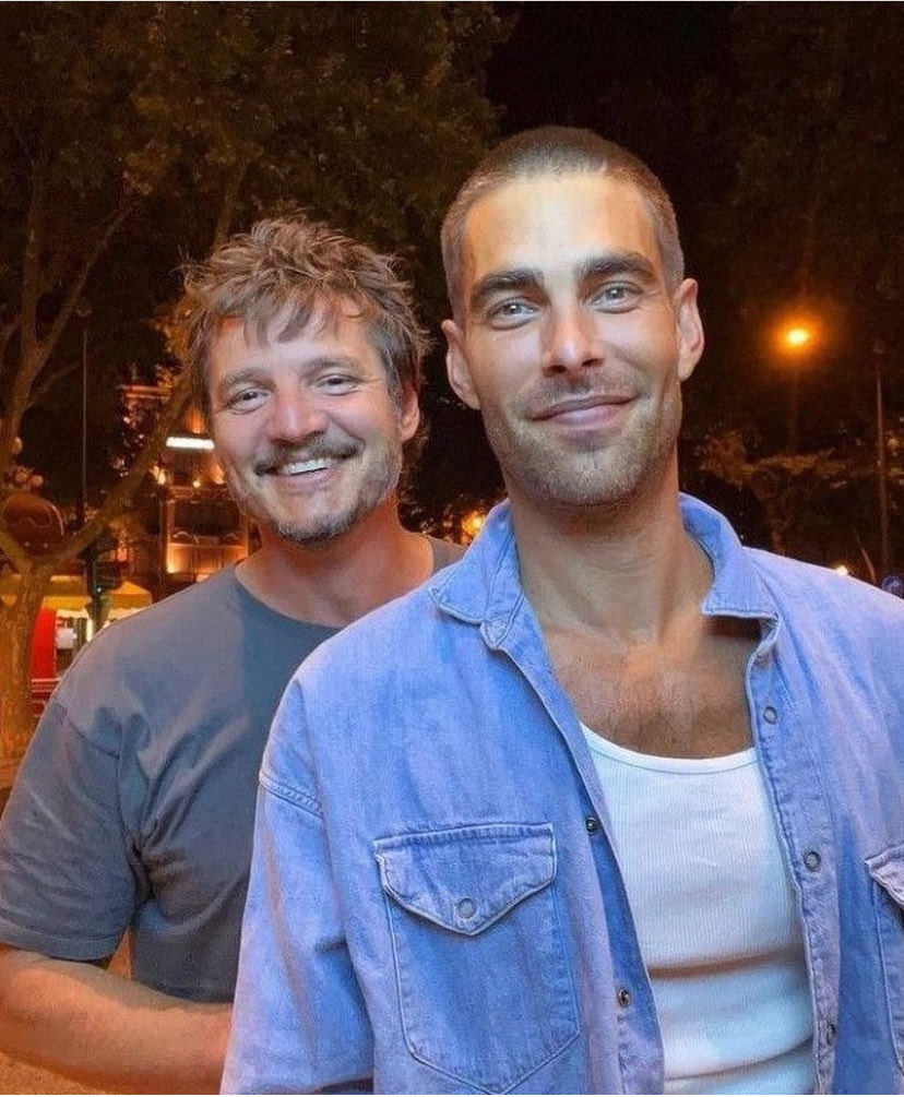 DesperateGossip's tweet image. Puta Kericooooo #PedroPascal #PascalIsPunk