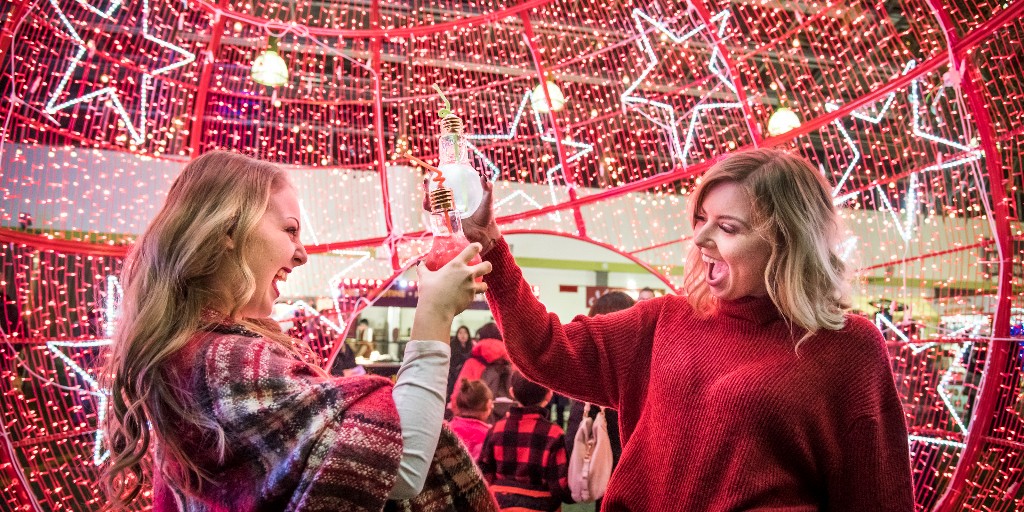 Join Glow Edmonton for 'The Jolly Jumble,' featuring a magical scavenger hunt, festive market, live performances, and more. Tickets flying off the shelves - get yours today at bit.ly/491k7FC! Let the festivities light up your night! ✨ ❄️