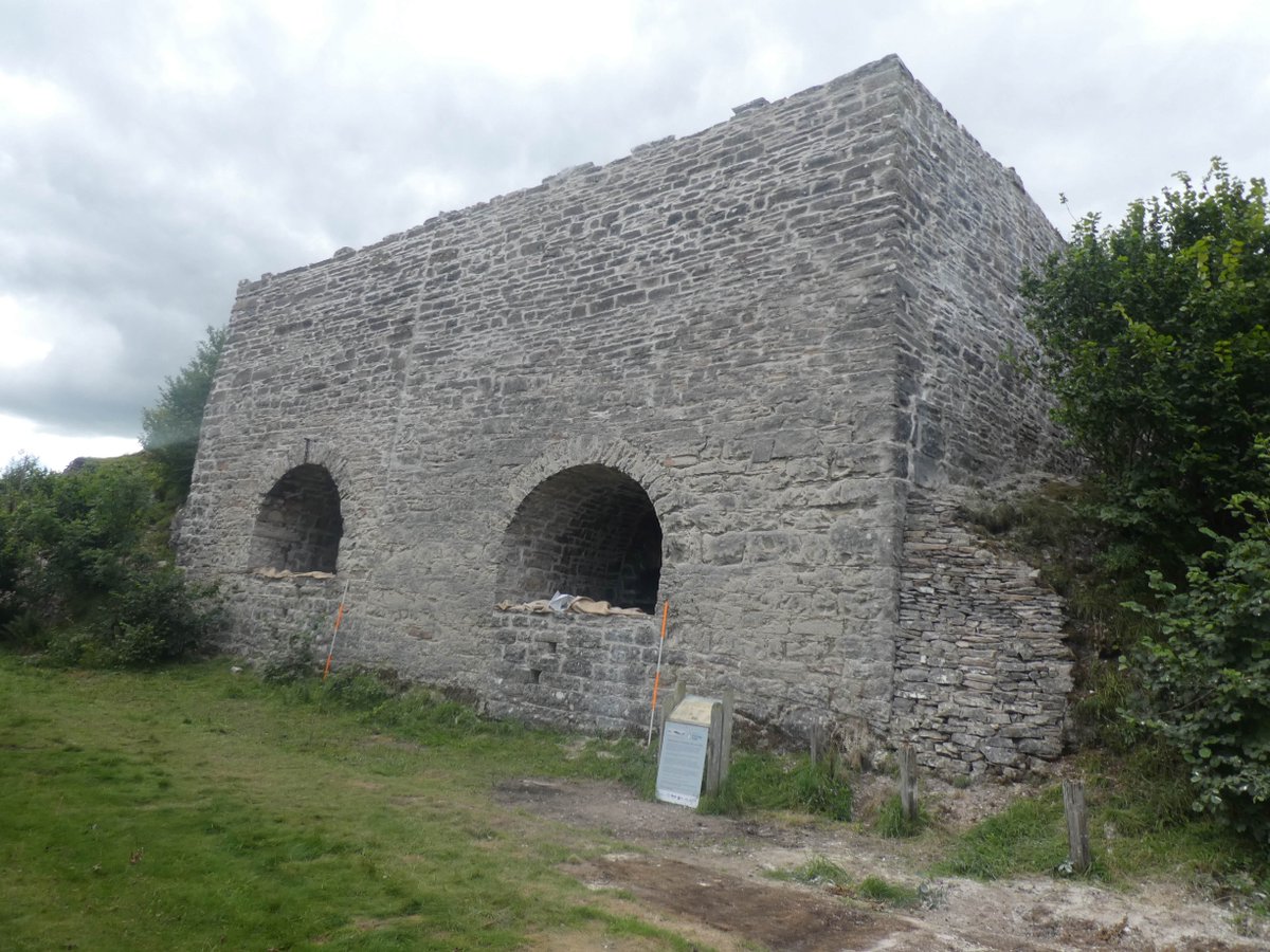 yorkshire_dales's tweet photo. Builders from #Richmond have restored one of #Westmorland’s important 19th-century industrial sites, #Smardale Gill limekilns near Kirkby Stephen.
The Grade II-listed stone structures can be removed from Historic England’s ‘Heritage at Risk’ register 👇
https://t.co/aeUqznfFfj https://t.co/J6cJ4wlvP1