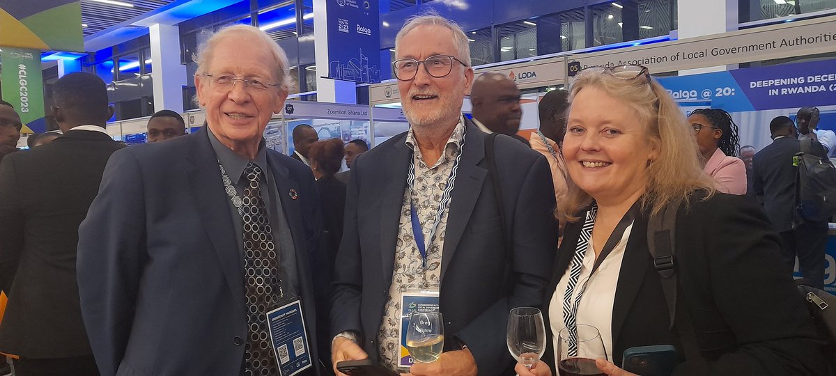 gamwera's tweet photo. Pictures I love to see and moments that inspire me...the 3 Secretaries General of @CLGF_News since its launch in 1995 @CarlWright_CLGF @CitiesADirector @CLGFSG_LSLACK Greet meetings in Great Gatherings #CLGC2023
Kigali, Rwanda 14th November, 2023 @EastGovernments
@ClaireFrost10 https://t.co/R85LdvQIfs