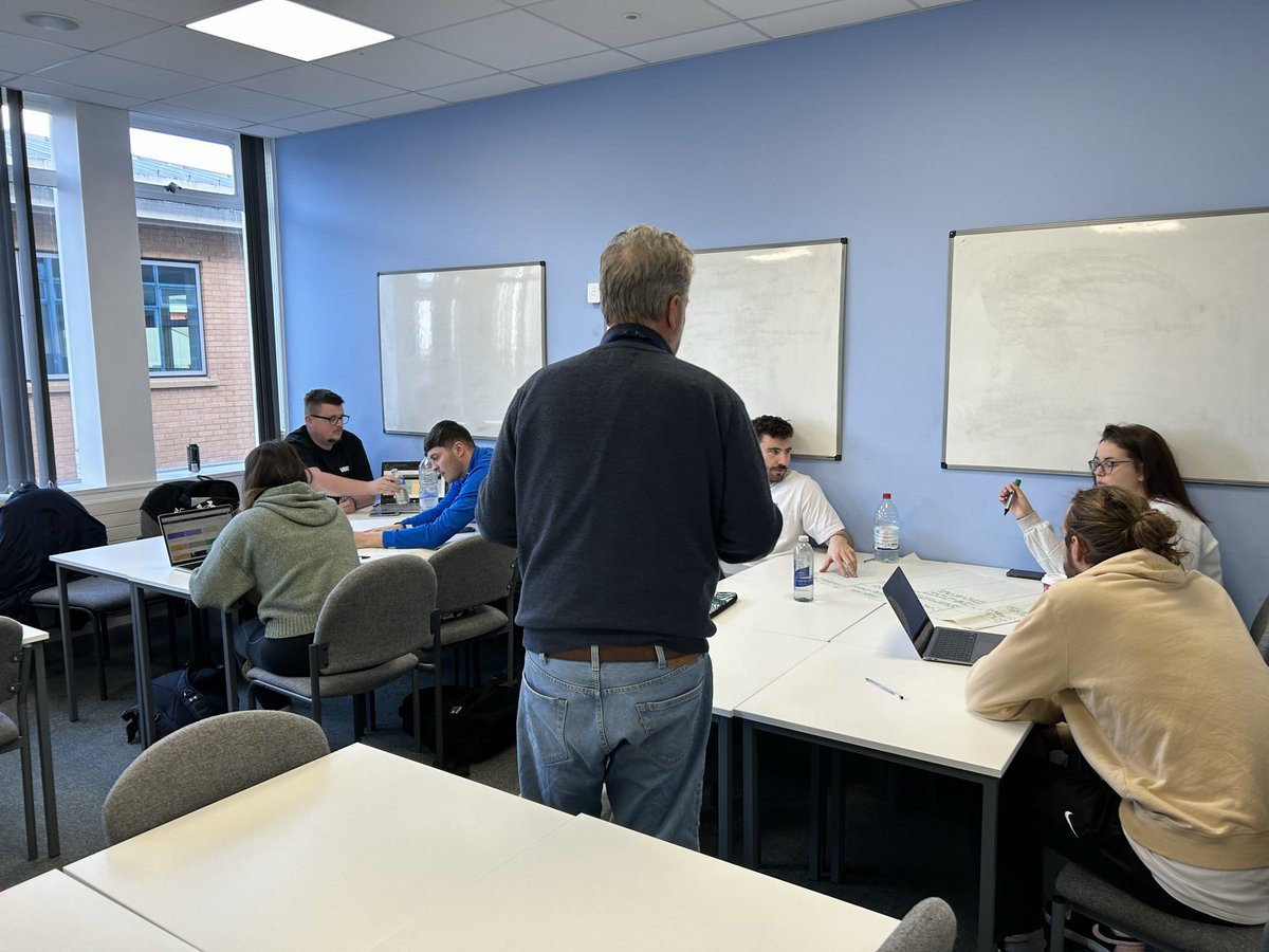 sas_macpherson's tweet image. Our @CardiffMetSM International Sport Management students have been fortunate to have been taught by @ArgentJon over the past few weeks. Jon has shared a wealth of knowledge &amp;amp; expertise in managing sport ops &amp;amp; environments &amp;amp; we’re extremely grateful. Diolch Jon! Until next year😉