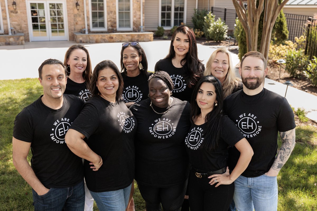 ReynoldsEHTeam's tweet photo. 🚀 Did you know when you join our team, you get a dedicated coach to guide you every step of the way? 🌟 We believe in the power of education and  the strength of teamwork! Email Careers@empowerhome.com or visit https://t.co/z2npKSMvCk! #realestate # https://t.co/gXHk6zrzHO