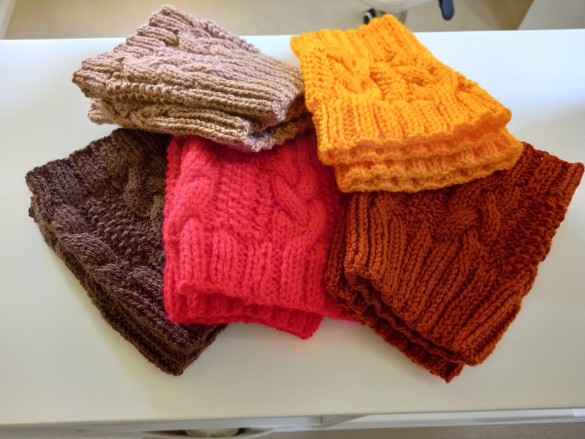 gillyrust's tweet photo. Shades of Autumn #bootcuffs #stockingfillers #handknit
https://t.co/lMC7wXcaEj https://t.co/06hKfQhPZz