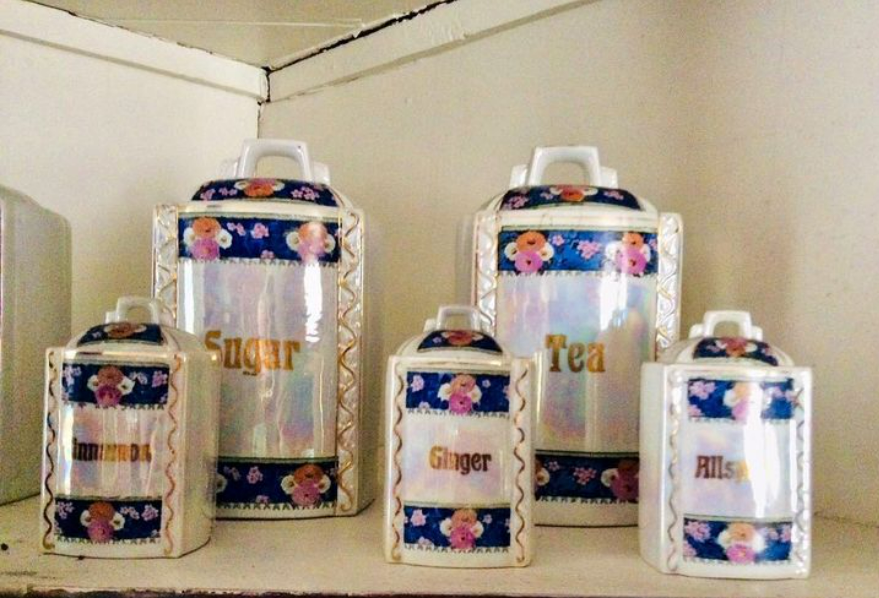More #Museum30 catch-up - Day 13! We just love the shine and sparkle of these kitchen #storage jars from our collection! Don't they just put you in the mood to make a nice cup of tea and some gingerbread?