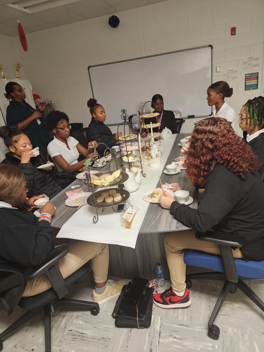 EXCEL Academy tweet media