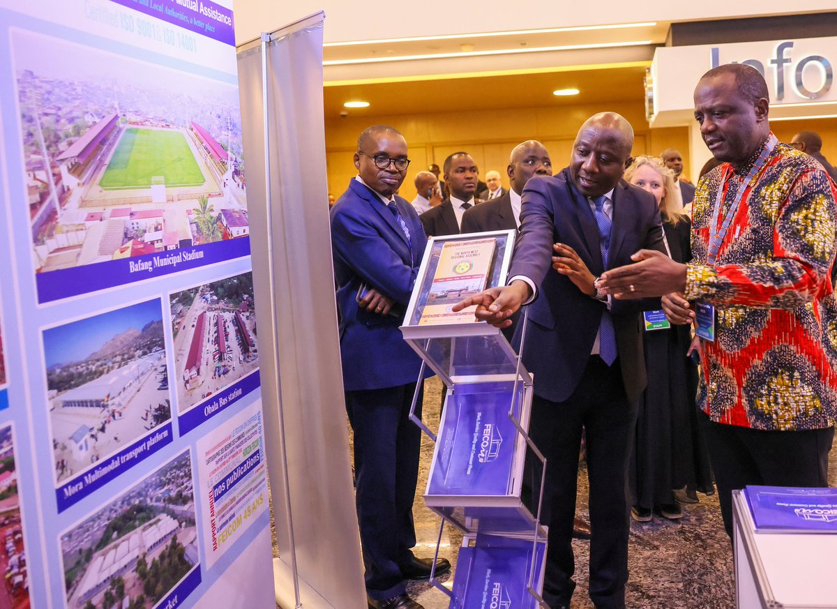 PrimatureRwanda's tweet image. Today at Kigali Convention Center, Prime Minister Dr. Ngirente officiated the opening ceremony of the Commonwealth Local Government Conference 2023, taking place from 14-17 November 2023 in Kigali. #CLGC2023