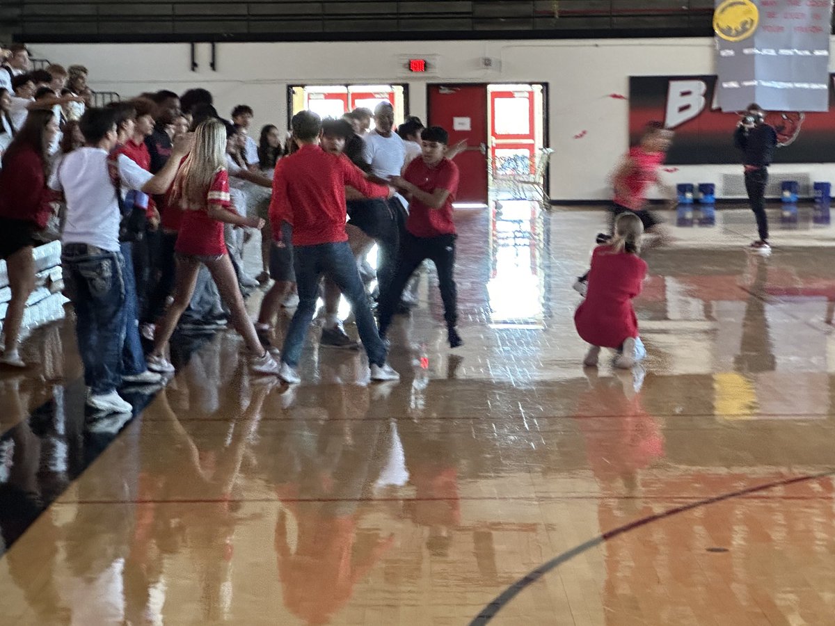 SM North HS (@sm_north_hs) on Twitter photo Good, Fun Healthy competition @ SMN HUNGER GAMES!! Thanks everyone for contributing to JC Christmas Bureau! <a href="/smnorthstuco/">SMN Student Council</a> <a href="/SMNPepClub/">SMN Pep Club</a> <a href="/SMNorthBooster/">SMN Booster Club</a> Good, Fun Healthy competition @ SMN HUNGER GAMES!! Thanks everyone for contributing to JC Christmas Bureau! <a href="/smnorthstuco/">SMN Student Council</a> <a href="/SMNPepClub/">SMN Pep Club</a> <a href="/SMNorthBooster/">SMN Booster Club</a>
