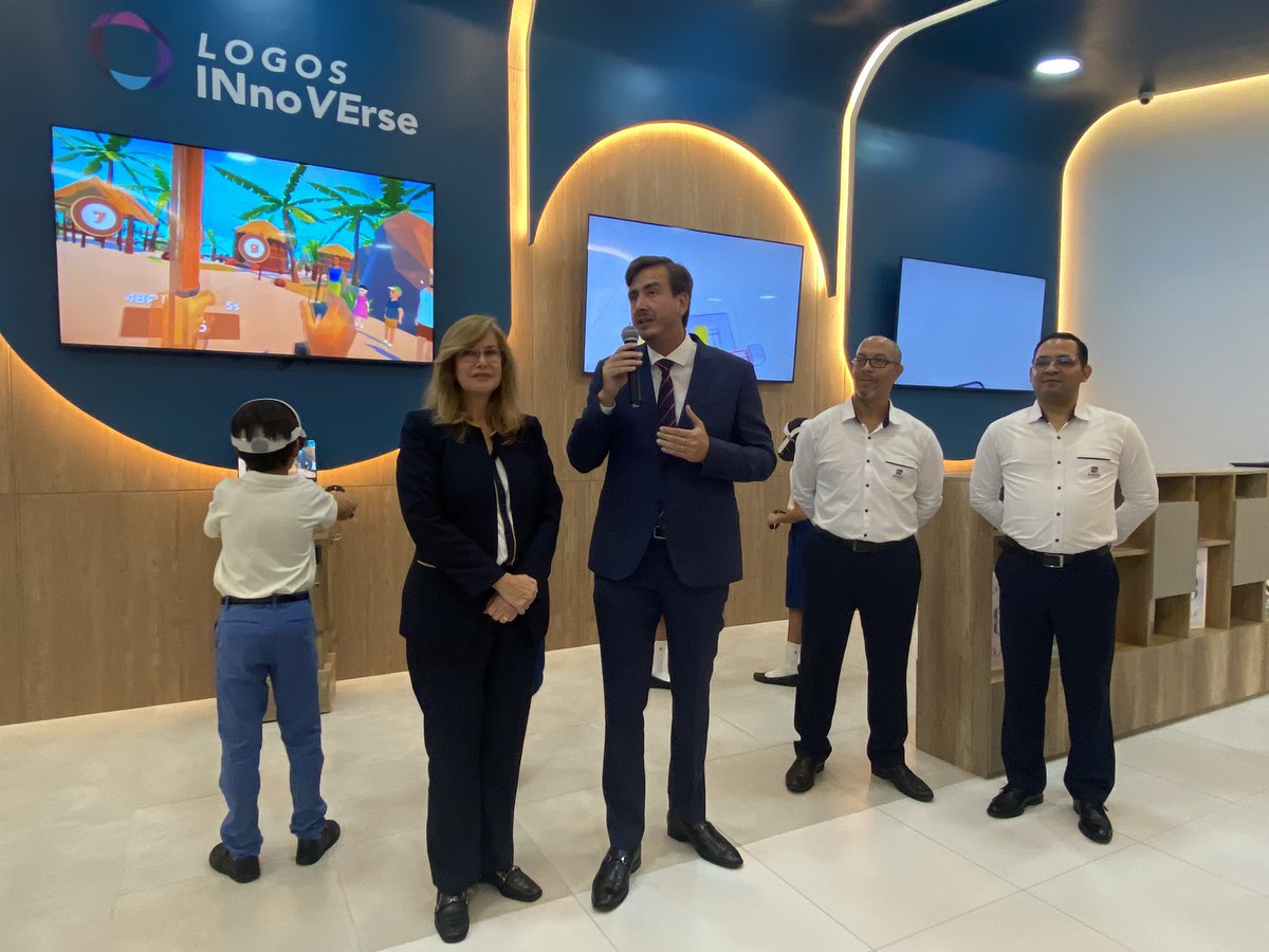 fbejarano01's tweet photo. La Comunidad de Logos Academy inauguró su nuevo Centro de Innovación e Inmersión que transforma la experiencia de aprendizaje de los estudiantes.
#logosacademy #innoverse #immersivecenter https://t.co/pm25Eytbyi