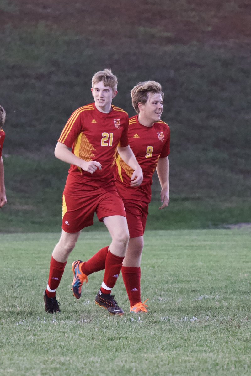_PhoenixSoccer's tweet photo. Congratulations to Landon Affield for earning Meadowlark League 2nd Team Honors! ⚽️🎉 #weare409 #ahsphoenix #TogetherWeRise #ahssoccernation https://t.co/NnY9nNz4PC