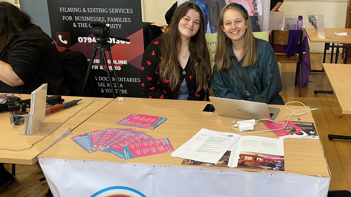 This afternoon's Wandsworth #DiscoverCreativeCareers event at @battersea_arts was filled with young people hearing about creative career opportunities from our fantastic local #Wandsworth creative organisations who gave talks and hosted stalls!