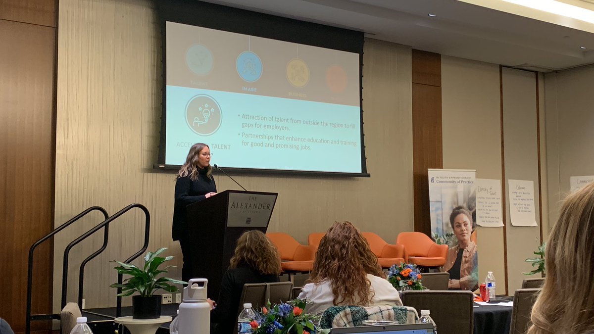 .<a href="/IndyChamber/">Indy Chamber</a> Sr. Director of Talent &amp; Strategic Partnerships <a href="/KatePangallo/">Kate</a> closes out our #COP convening this afternoon. 

#ApprenticesINAction