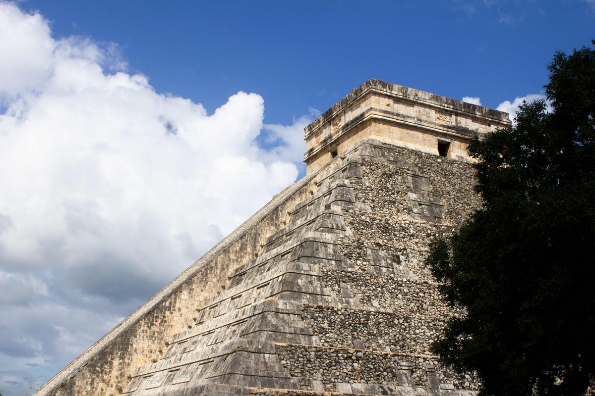 Un día maravilloso para visitar #ChichénItzá la Séptima Maravilla del Mundo Moderno.