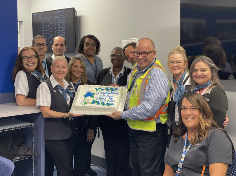 #Happy35thAnniversary! Shelley deserves a big round of applause for all her hard work and unconditional service dedication at @RSWAirport. @United is blessed when you decided to be part of it. You deserve all the appreciation. @DJKinzelman @jacquikey @LouFarinaccio @scarnes1978