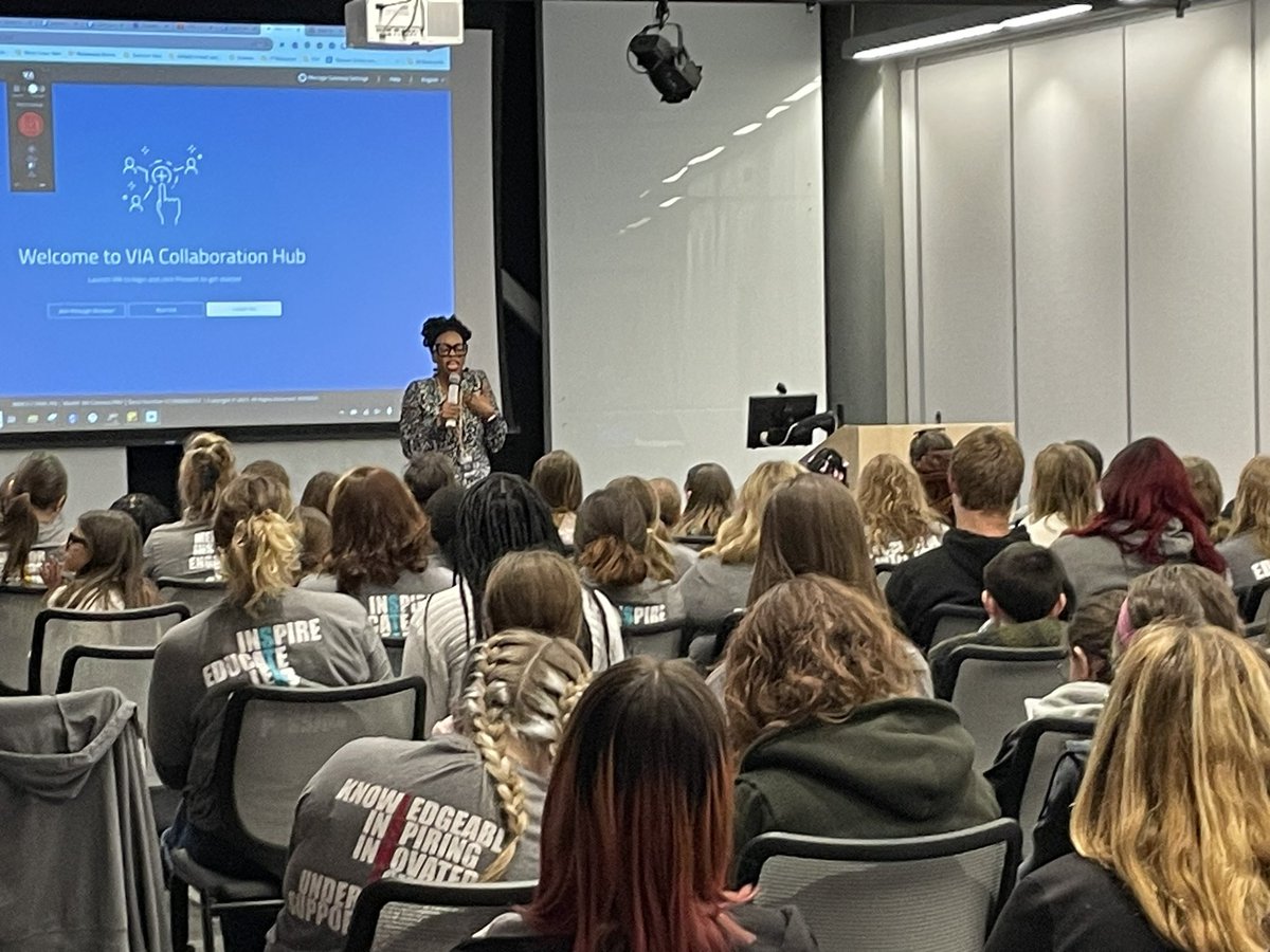 East Trails Middle School tweet media