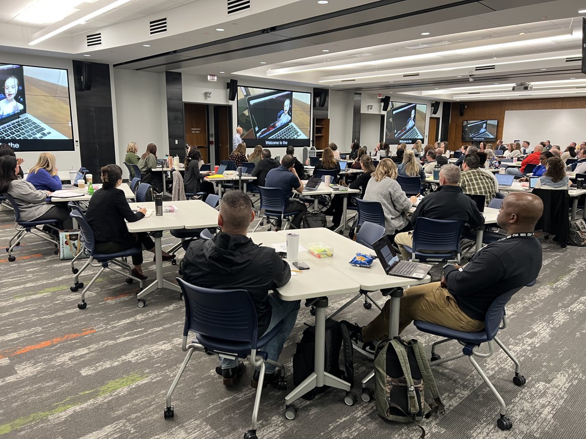 KentMesser1's tweet photo. Great leadership symposium today @Region10ESC .  Loved having @Joe_Sanfelippo share hands on strategies to enhance our leadership and influence. https://t.co/1XUVvdTBDu