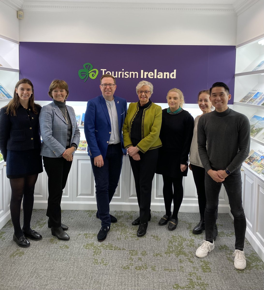 Such a pleasure to visit the offices of @TourismIreland in NY yesterday following my arrival to the city. What a welcome received from @metcalfealison1, Hillarie, Jeffrey, Eimear & the team. Alison your hospitality and warmth was truly exceptional. See you all soon in Cork..