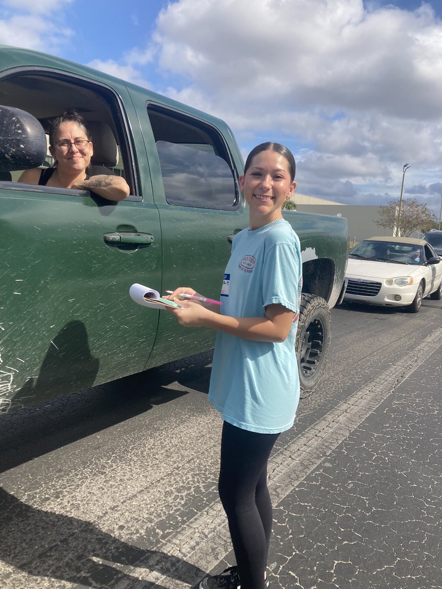 Amazing students representing Interact and National Honor Society helping at the Metropolitan Ministries Holiday tent. <a href="/hhscobras/">Hudson High School</a>