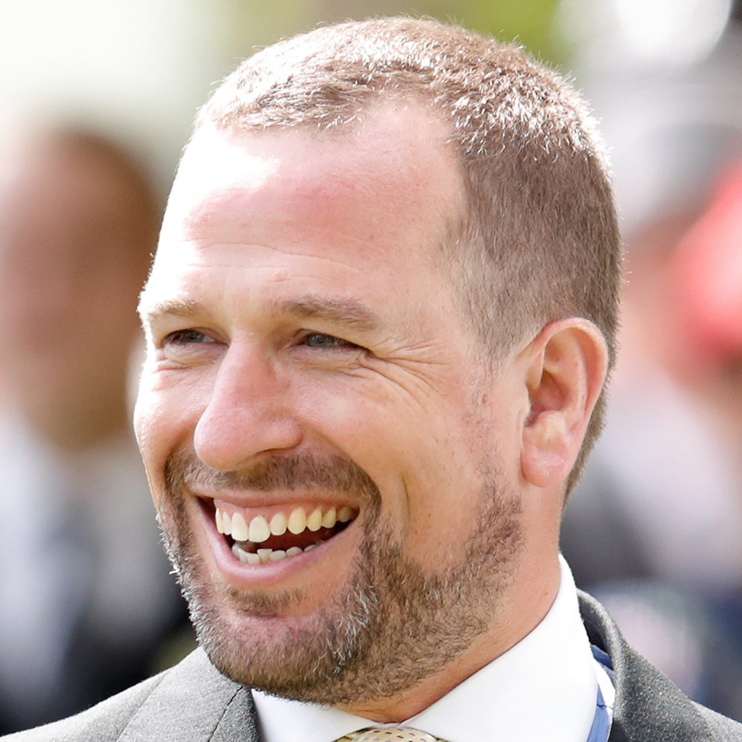 UKRoyalWatch's tweet image. Peter Phillips is 46 as of today! 🎂✨ Wishing the happiest of birthdays to the eldest grandchild of Queen Elizabeth and Prince Philip! 🌟

#PeterPhillips #RoyalFamily #BritishRoyalFamily #BritishRoyals ✨👑