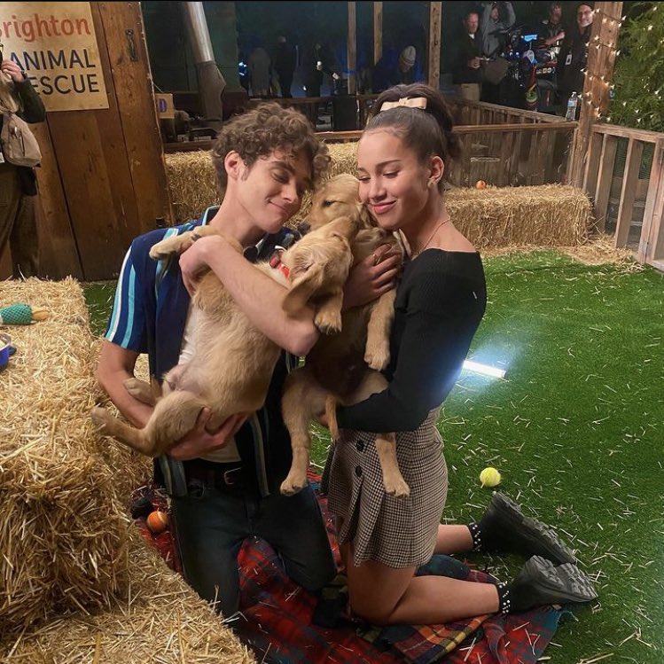 sofiawyliethink's tweet photo. UGH… why does my HEART HURT?? 😭🥹🐾 #RINA https://t.co/WMhTybotXd