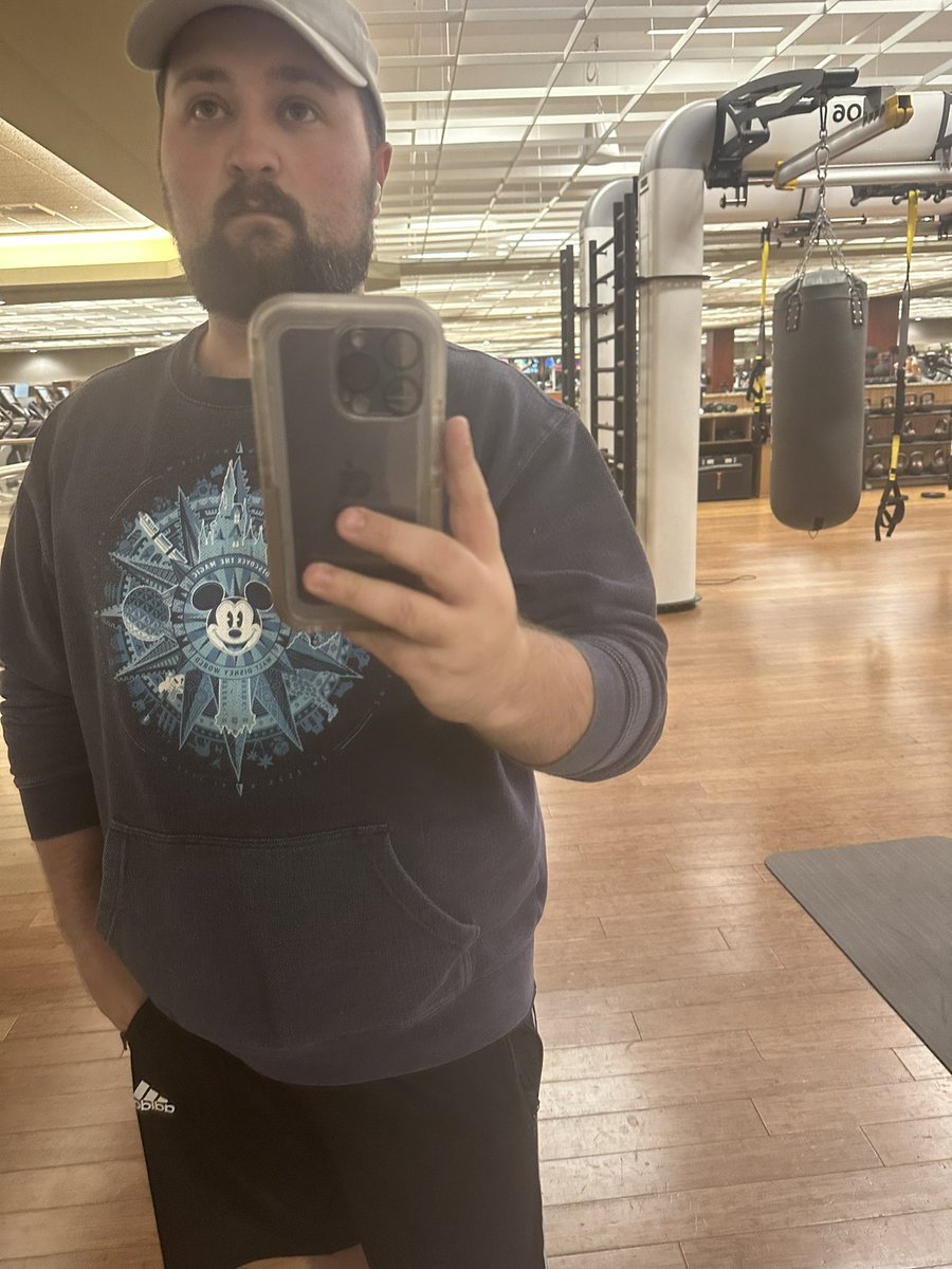 squiggs_cos's tweet image. Pch at the gym