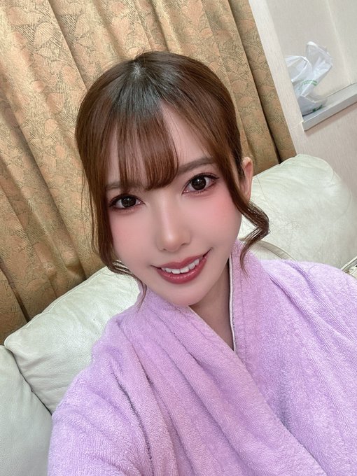 おはよ！  今日は撮影☺ https://t.co/0wuExbIQ2h