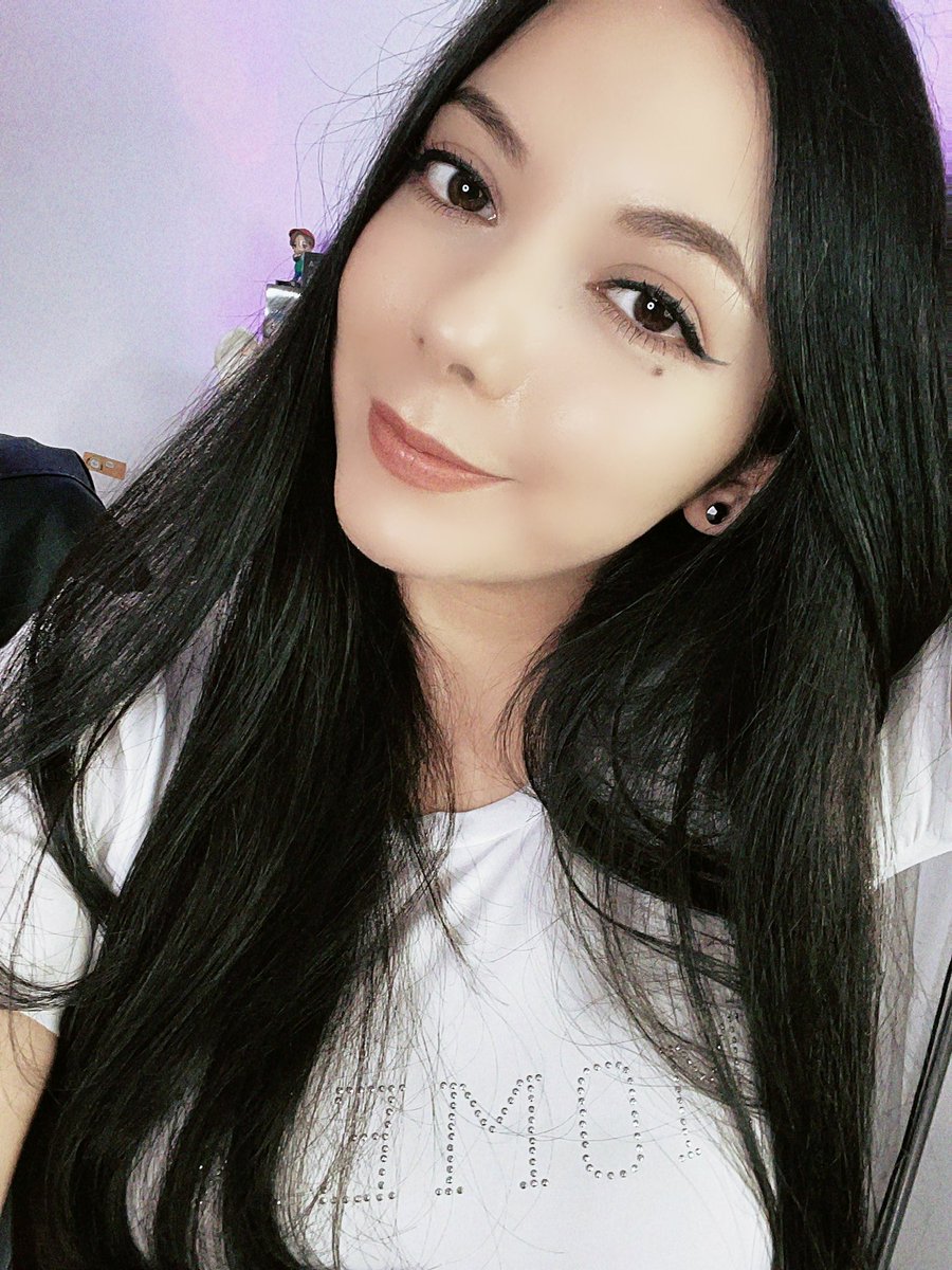 🎙️¡Emocionada de anunciar el estreno en YouTube este viernes a las 4:00 p.m. de mi nuevo cover "Until I Found You" de Stephen Sanchez, que también será parte de mi EP de 3 canciones para el 17 de noviembre adaptadas al español en plataformas como Spotify. ¡No se lo pierdan! 🎶💖