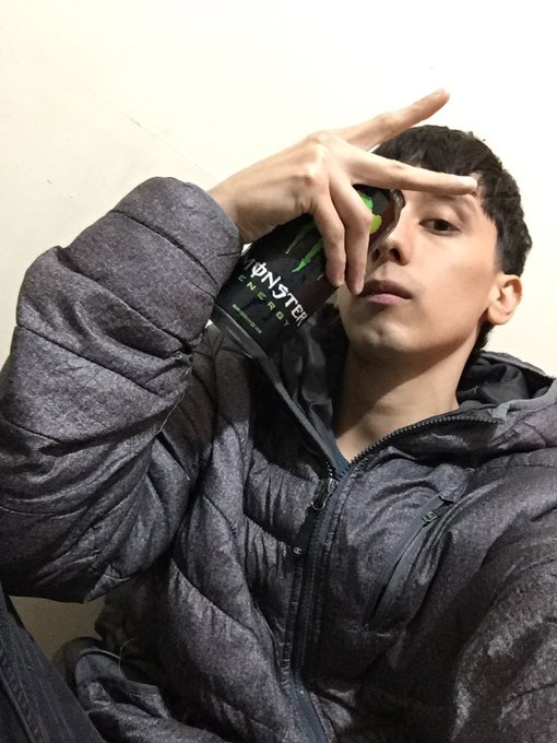 me siento como un LAMBORGHINI ABANDONADO https://t.co/J6GHwXRcbp