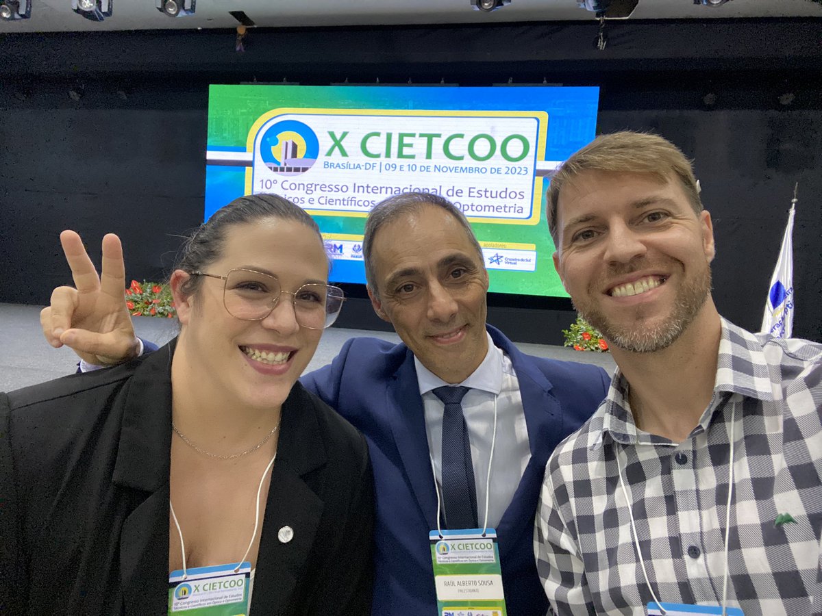 🇧🇷 Brasil+Portugal 🇵🇹 
Em recente evento do <a href="/CBOOBrasil/">CBOO</a> na capital federal com os amigos portugueses, presidente Raúl Souza e vice-presidente Micaela Reis, da @APLOptometrista. Feliz em retribuir pessoalmente o carinho e apreço dos últimos anos. 

<a href="/RarcSousa/">RARCSousa</a> <a href="/Micaela88462552/">Micaela Reis</a>