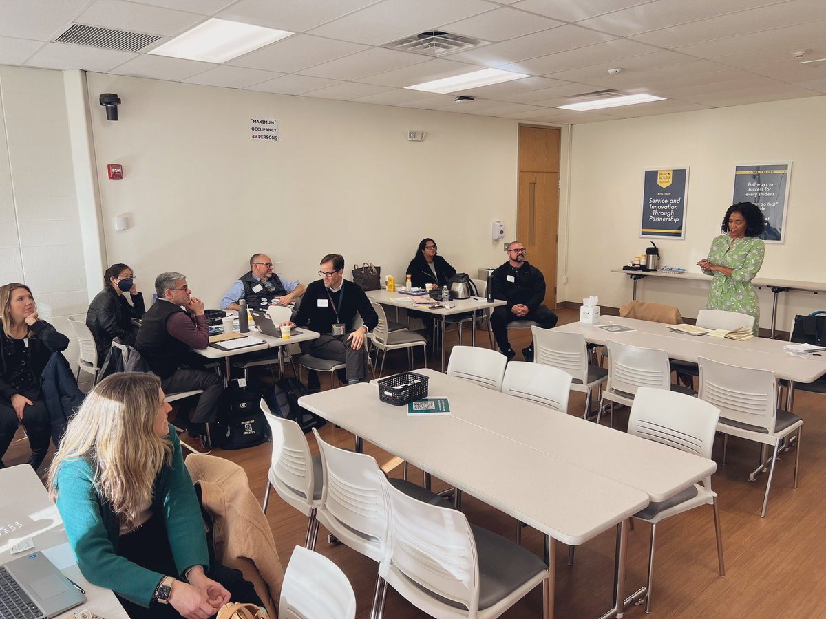 PaulForbesNYC's tweet image. Another day, another opportunity to be in community with folks who are committed to examining our bias-based beliefs. Part 2 of the Learn-Lead-Live Series at @pnwboces 
Great to have @Vibrantsoul_NG in the house and appreciate @PNWDS making an appearance 🙏🏽 #TheWorkBehindTheWork