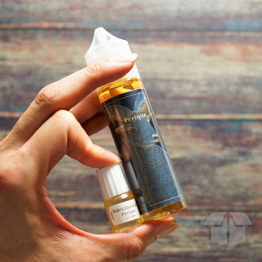 thevaperbox's tweet photo. おはようございます😊
先週からPerique_BLACKのビッグシルエットパーカー(起毛)着てますが妻からの評価も良かったです。

国産リキッド BaksLiquidLab. Perique タバコ風味 販売中！
https://t.co/P9av6zLg0r
試飲用はコチラ↓
https://t.co/h1b9N8xFX0
#baksliquidlab #バリキラボ #Perique #ペリック https://t.co/7AwxvcSxOt