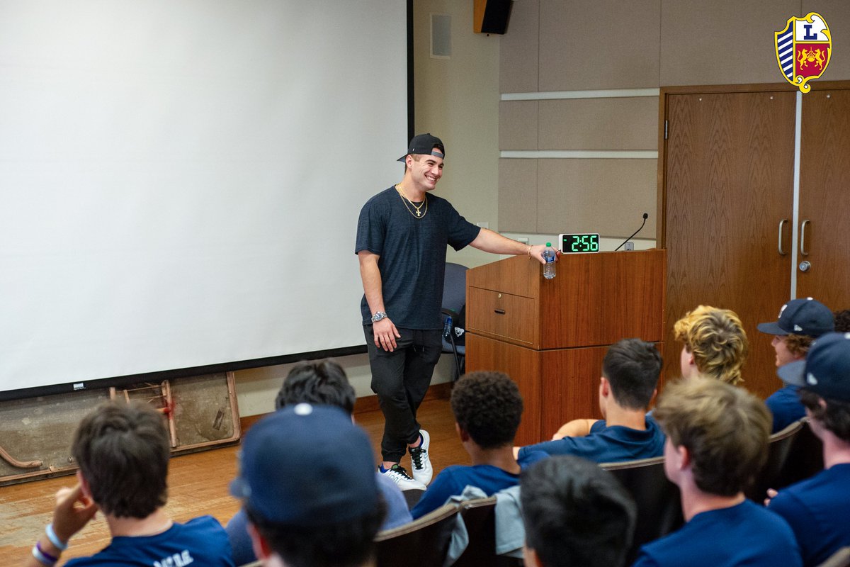 Loyola High School (@loyolahigh) on Twitter photo The Loyola baseball team got a nice surprise today as ๐๐ฅ๐ฎ๐ฆ ๐๐๐ฏ๐ข๐ง ๐๐๐ซ๐๐๐ โ๐๐ visited campus to speak with them! ๐
He talked about his Cub experience, his current life as a catcher with the New York Mets organization and more. #C4L #LoyolaFamily The Loyola baseball team got a nice surprise today as ๐๐ฅ๐ฎ๐ฆ ๐๐๐ฏ๐ข๐ง ๐๐๐ซ๐๐๐ โ๐๐ visited campus to speak with them! ๐
He talked about his Cub experience, his current life as a catcher with the New York Mets organization and more. #C4L #LoyolaFamily