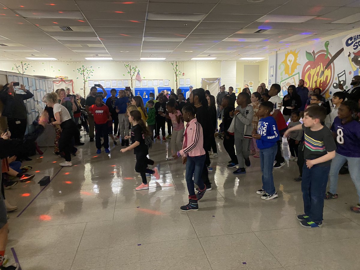 MrsRothCS's tweet photo. Tonight our Champs learned about House Dancing! Champs got to follow a lead dance and do some interpretive dance at our STE🅰️M Showcase! 💃🏽🕺🏾🪩#CapableConnectedandSecure https://t.co/MN34dMnbUH
