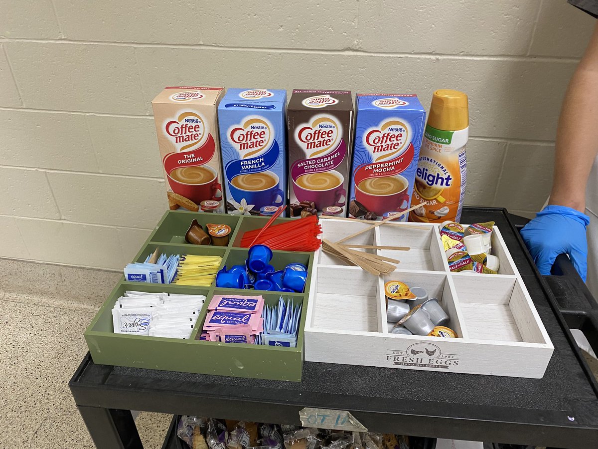 Room 215 is working hard this week with their coffee cart! ☕️🥤🧋#WeAreMonValley