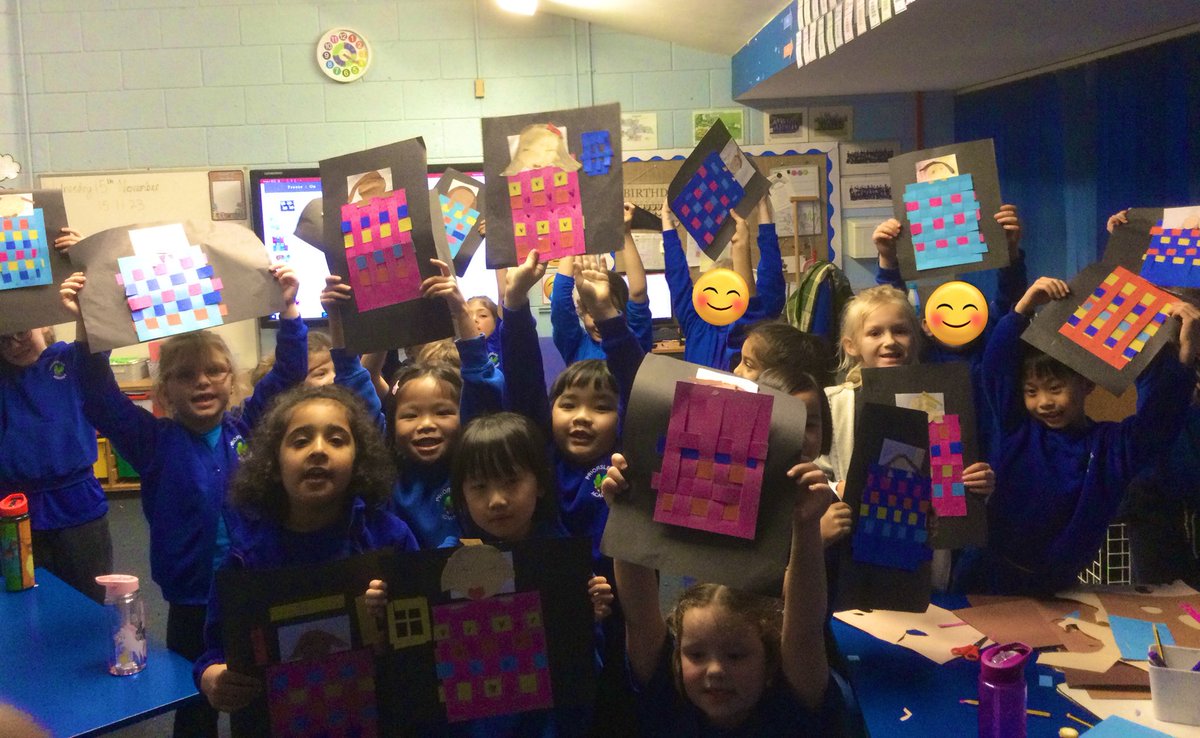 KS1PA's tweet photo. Year 2 Art club have been learning the skill of paper weaving and have created pictures using their work. Great work everyone! https://t.co/U5d1onujHM