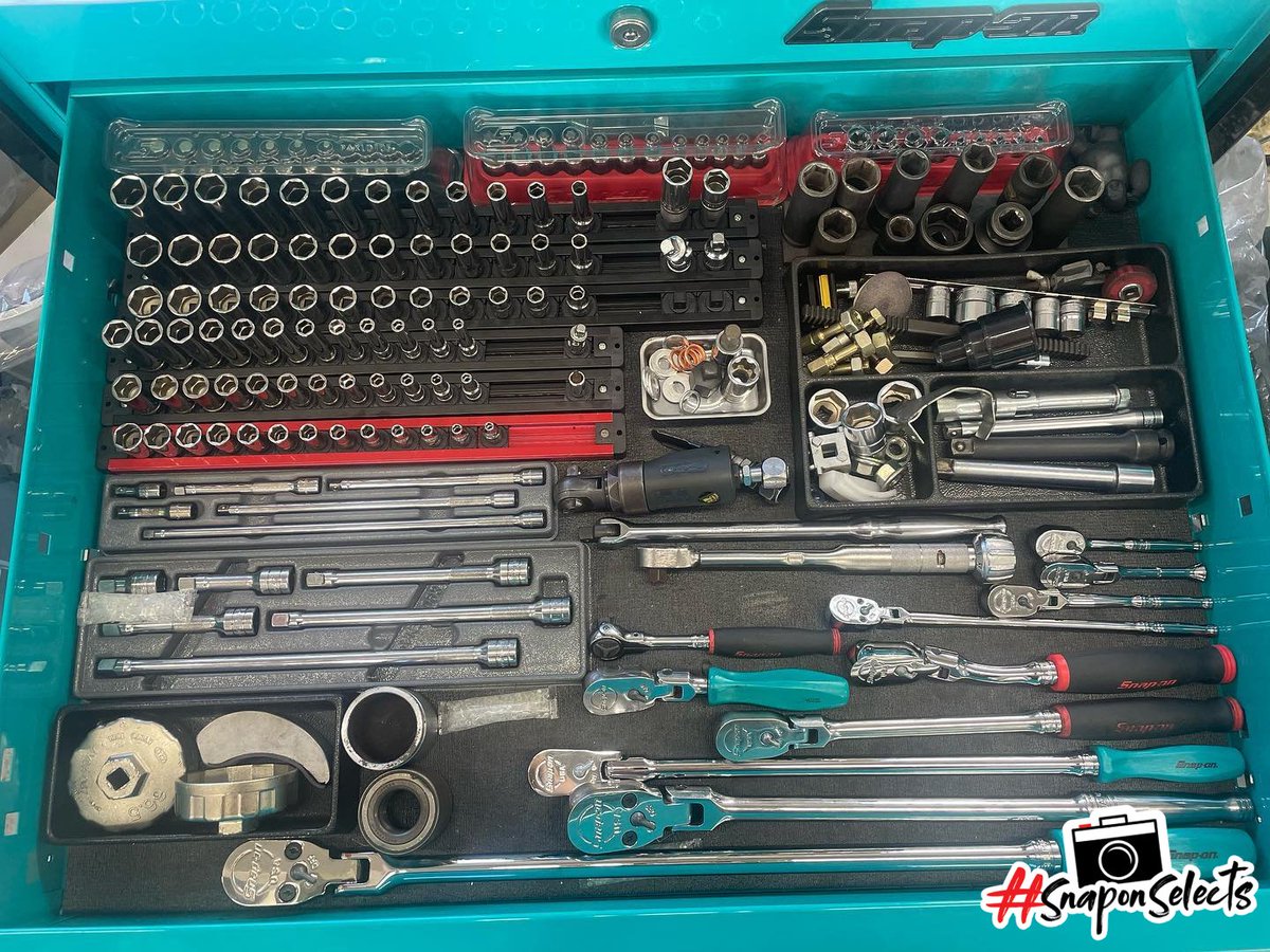 Snapon_Tools's tweet photo. #TopDrawerTuesday is here - Let's see what you're working with ๐ https://t.co/cqMnZRKguP