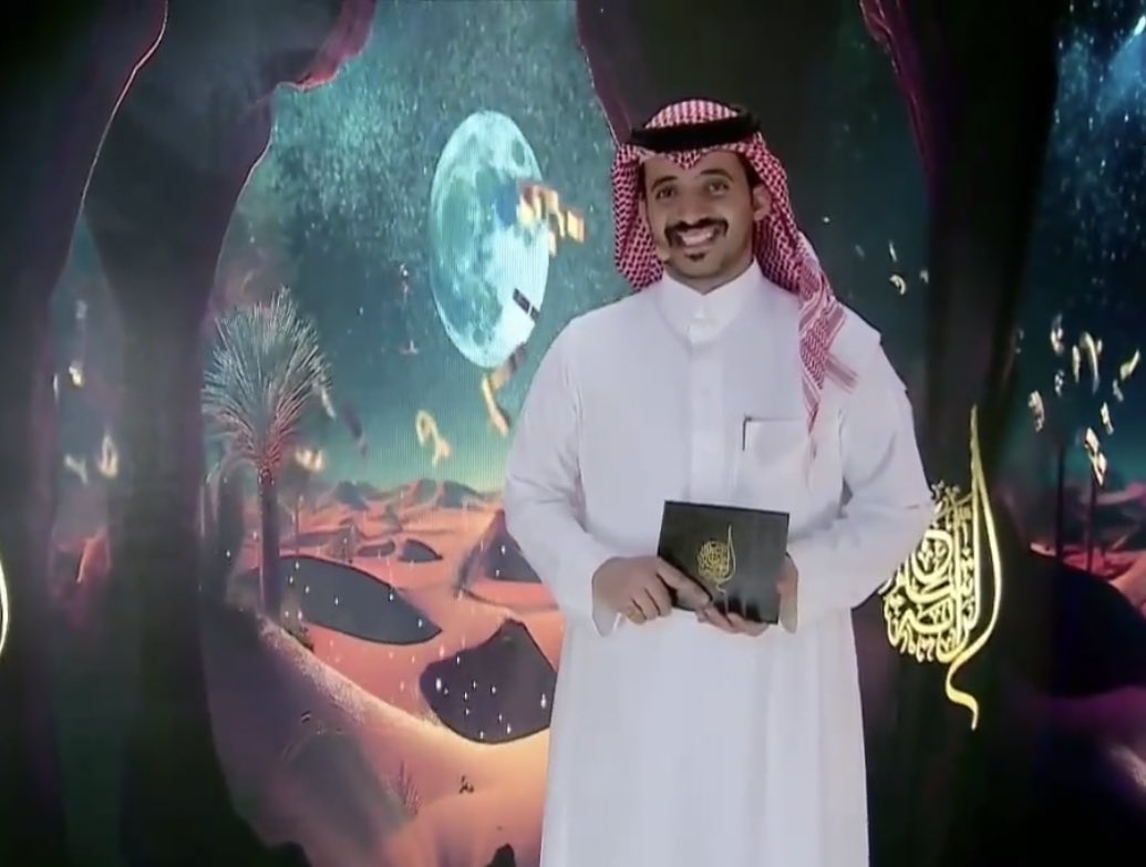 الفارق اللي جعل من لايحبه فدو✨

#سلطان_الهميلي 
 #سلطان_الهميلي_مقدم_شاعر_الرايه