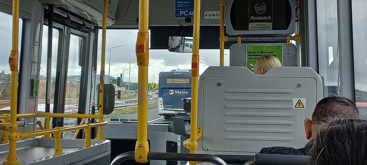 pshemK's tweet photo. WX1 racing each other (I'm also on WX1). Even past 9.30am the reliability is not great. https://t.co/sBkHkWLhxo
