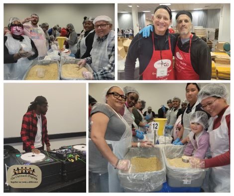 Outreachprgm's tweet photo. Feed6, alongside @chicagowolves  donors, sponsors, and volunteers, packaged 100,000 meals! 

We need your help to continue this fight against hunger in our communities. Host a meal packaging Contact us at 641-486-2550 or email info@outreachprogram.org to get involved today! https://t.co/FrLYSFfP4f
