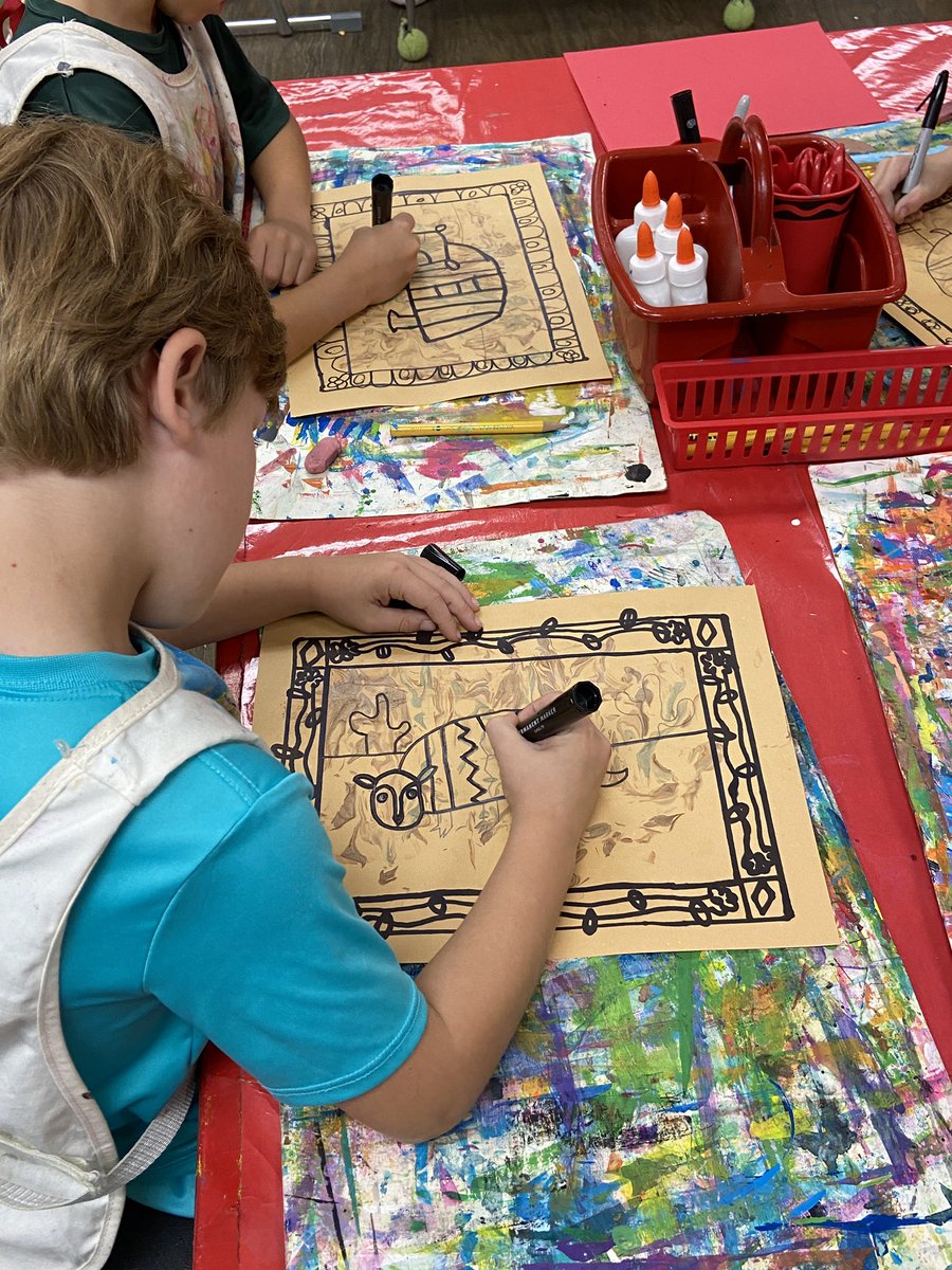 GTE_art's tweet image. Third grade artists learned about Amate Bark Painting from Panama. They created their own “bark” paper Now they are drawing their animal making it large and the focal point. Next up painting these beauties. @HumbleISD_GTE  @VisualArtHumble @gtegatorspta #elementaryart #arted