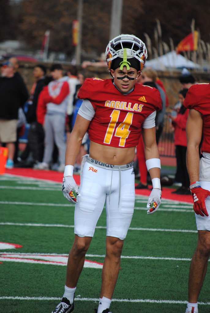 Chaz Wright 🌵 (@chazwrighttv) on Twitter photo 🚨 3RD TEAM ALL-MIAA 🚨
Pitt State Wide Receiver Kolbe Katsis has received All-MIAA 3rd Team honors!
Katsis caught 38 balls for 506 yards and 3 touchdowns.
He led the MIAA in kick-off return yards (29.2). Also had a 100-yard return for TD!
📸 creds: <a href="/MccannDarin/">Darin McCann</a> (KODE/KSNF) 🚨 3RD TEAM ALL-MIAA 🚨
Pitt State Wide Receiver Kolbe Katsis has received All-MIAA 3rd Team honors!
Katsis caught 38 balls for 506 yards and 3 touchdowns.
He led the MIAA in kick-off return yards (29.2). Also had a 100-yard return for TD!
📸 creds: <a href="/MccannDarin/">Darin McCann</a> (KODE/KSNF)