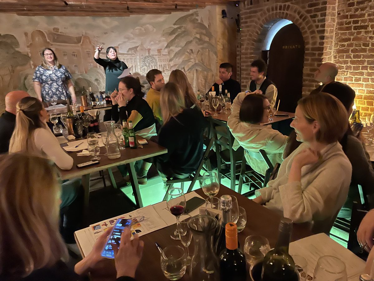 Had a fabulously festive day, firstly hearing about <a href="/CocaColaEP/">Coca-Cola Europacific Partners</a>’s plans and beating @MeganHumphrey_ at air hockey, followed by a great quiz with <a href="/merciecaltd/">Mercieca</a>