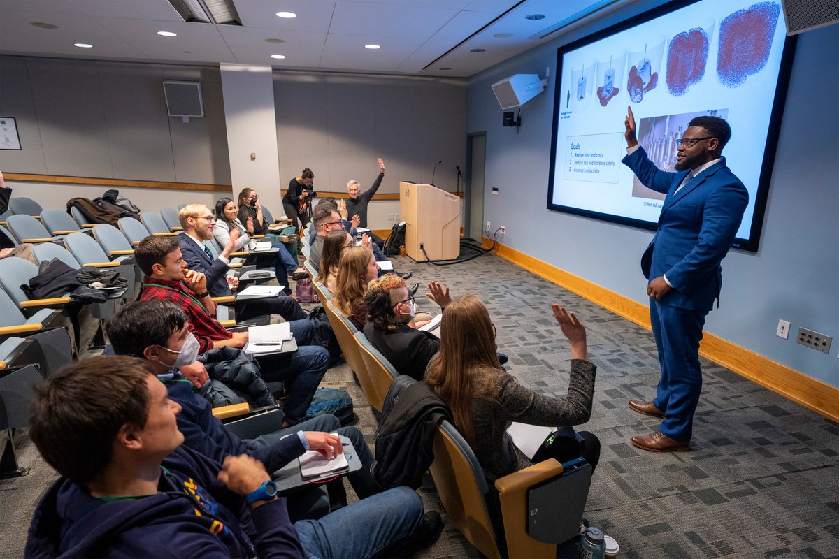 BerkeleyLab's tweet image. The #NationalLabSLAM competition is heating up! Finalists from 17 @ENERGY National Labs are in Washington, D.C. attending practice sessions and joining a Capitol Hill tour. Don’t miss the #NLSLAM tomorrow, Nov. 15 at 1:30 p.m. PT: nlresearchslam.org
