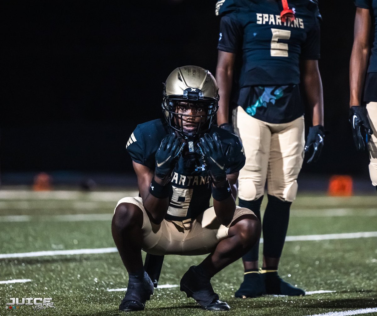 KimbleKeshon's tweet photo. last ride💤
@Lakewoodhsfb @Tracyjohnson_Jr 

https://t.co/HGanBBx8gQ https://t.co/4EOfZv9fIU
